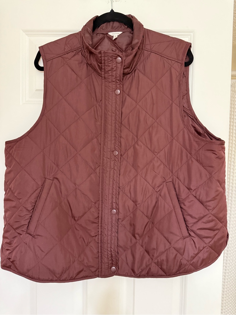 ⚡️Maurice’s⚡️ sz 1x Quilted Sleeveless Puffer Vest in Dusty burgundy